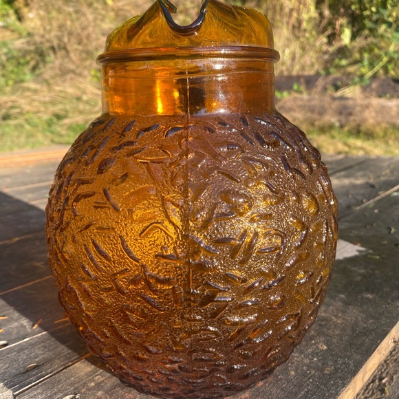 Vintage Anchor Hocking amber glass pitcher - Picture 9 of 12